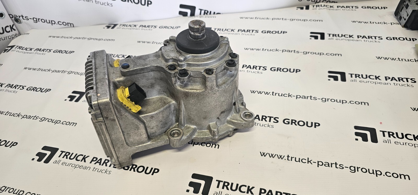 VOLVO FH4 EURO6, EURO 6 emission electric motor steering column ...
