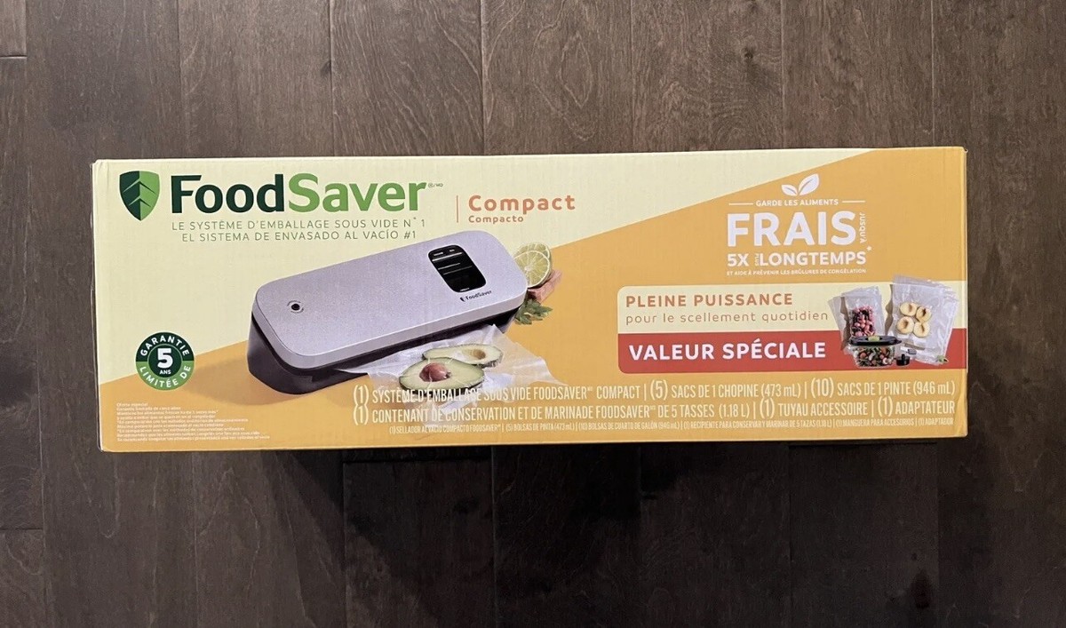 NEW Food Saver Vacuum Sealer Special Value Pack, Compact Machine