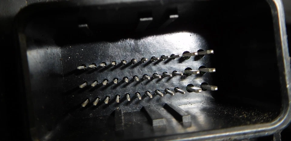 Módulo de control de carrocería Harley-Davidson Softail FXST BCM 2016-2021 Foto 3 de 4