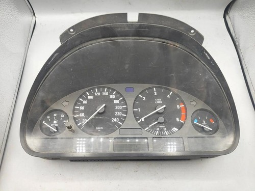 BMW 5 E39 2003 LHD Diesel Tacho Kombiinstrument 8375898