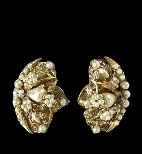 VTG Miriam Haskell Style Gold Tone Faux Pearl Curve Clip-on Filigree Earrings