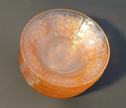 Vintage Federal Depression Glass Sharon Cabbage Rose Pink Berry Dessert Bowl