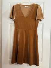 Madewell Women’s Golden Pecan Velvet Short Sleeve V-Neck Shift Dress Size Small