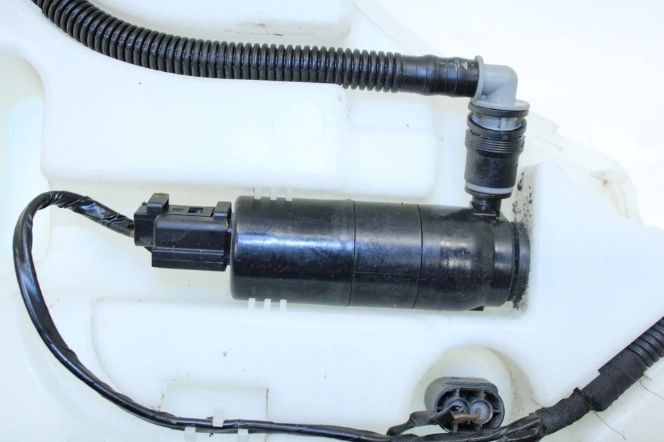 BMW 435i Gran Coupé xDrive 2014-2016 botella depósito lavadora parabrisas 3,0 L  Foto 4 de 4