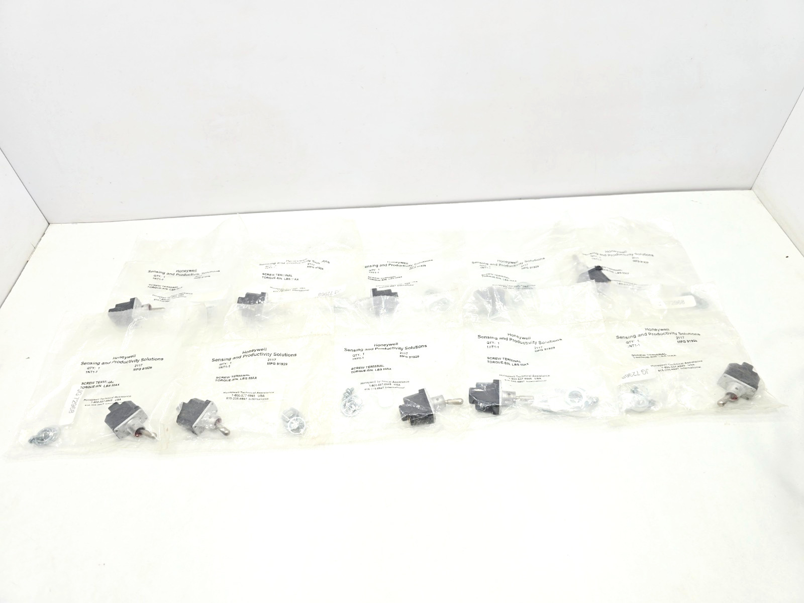 Honeywell INT1-1 Toggle Switch JG 72968 LOT OF 10