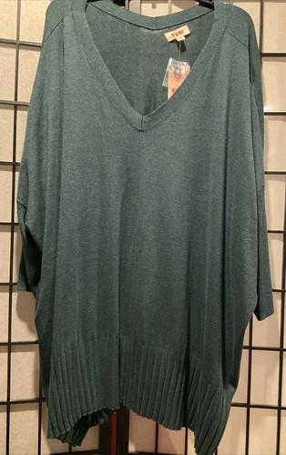 V Neck Green Lightweight Sweater Plus 