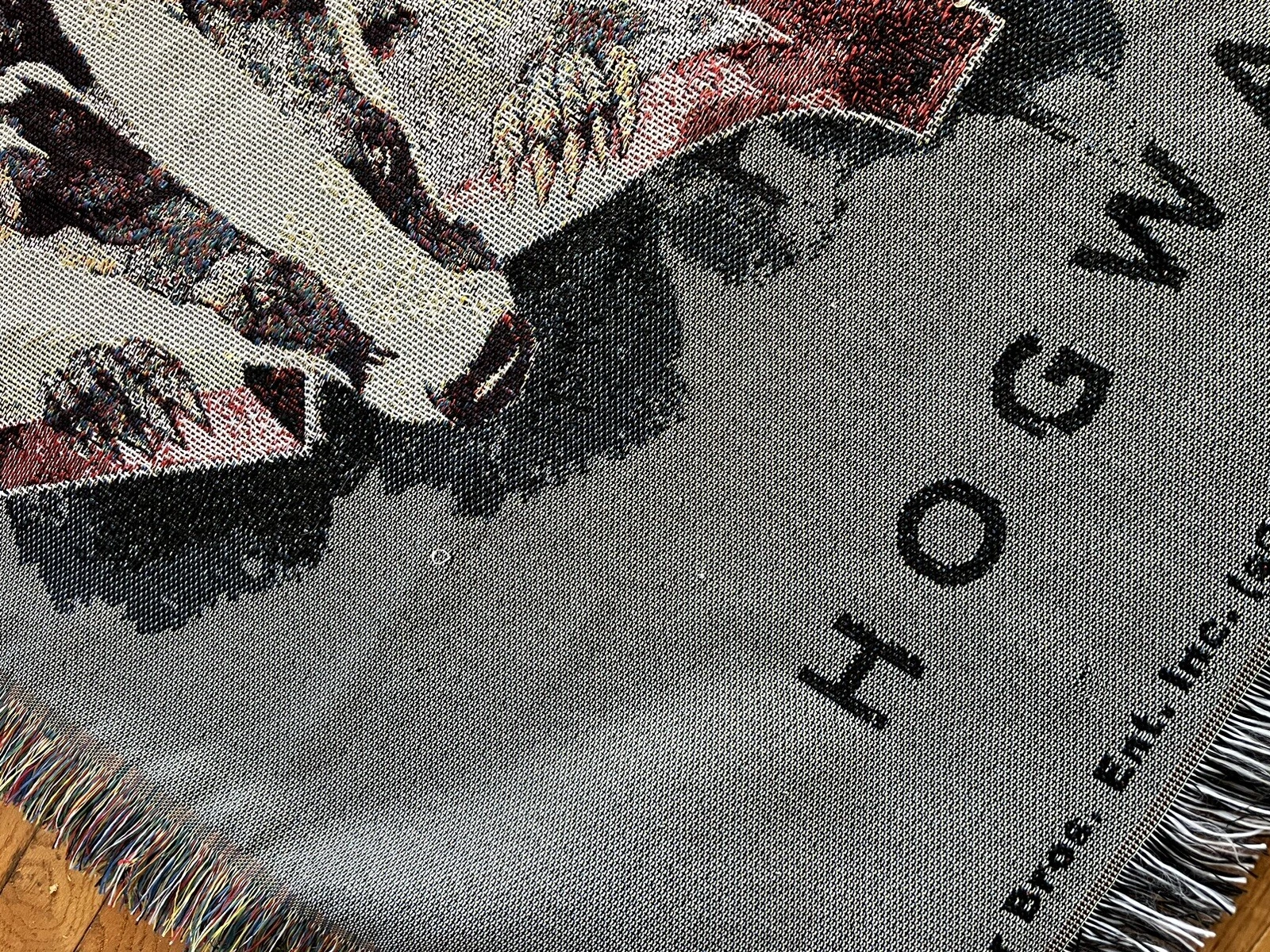 Harry Potter Hogwarts Crest Woven Tapestry Throw Blanket