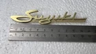 SUZUKI Side Cover Script Badge fr K10 K11 M12 S32 T10 1960 New Metal Emblem SS24