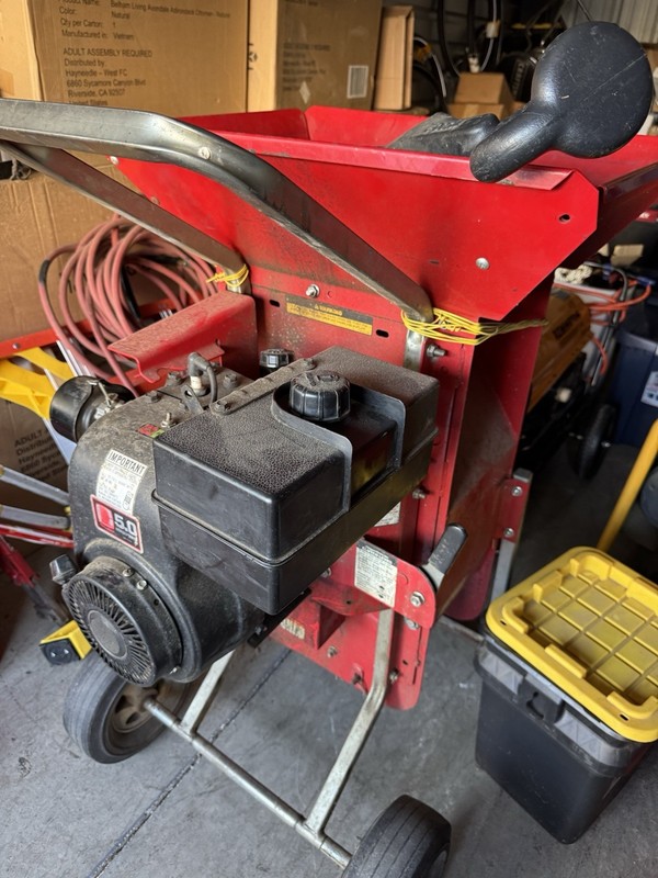 Troy Bilt 5.0 HP Gas Chipper/Shredder Combo, Red & Black Steel Outdoor Equipment