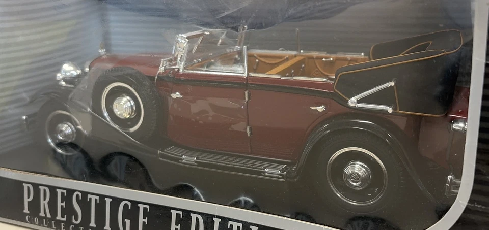 Anson 30413 1932 Maybach DS8 Zeppelin Convertible Diecast Model Car 1/18 Scale - Image 4 of 4
