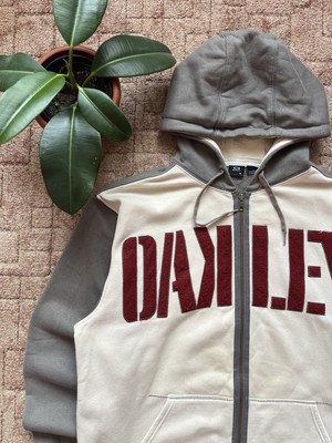 Vintage Oakley Software Big Logo Avant Garde Zip Up Hoodie Vintage Oakley Software Big Logo Avant Garde Zip Up Hoodie