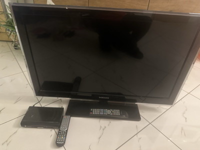 SAMSUNG TV 37 Zoll/94 cm mit TVB + Sat Receiver mit FB   komplett  