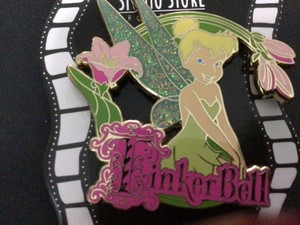 Disney pink flower LE 300 DSSH tinker bell Pin
