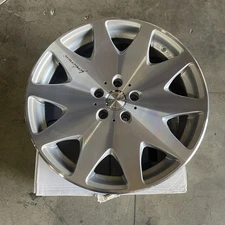 Used 19x8.5 MRR HR3 5x114.3 35 73.1 Silver Machined Face Wheel(1)