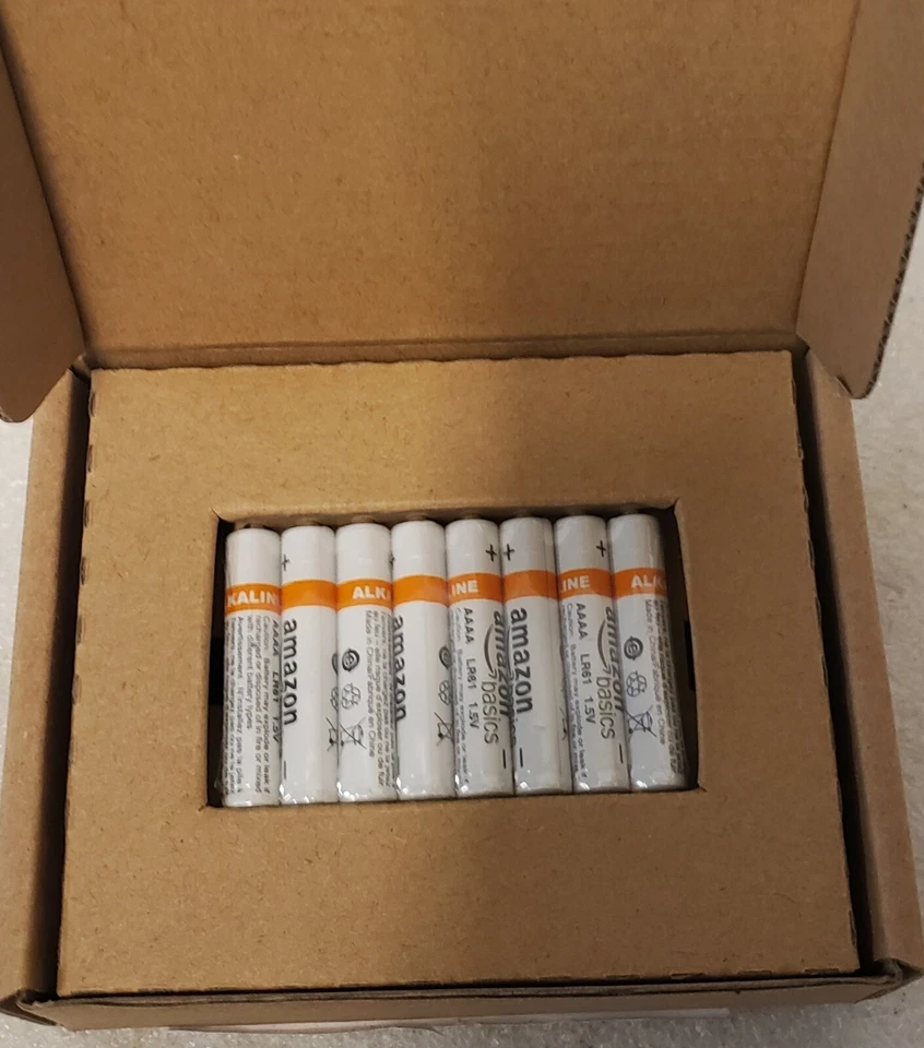 Amazon Basics AAAA Alkaline Batteries 8 Pack - Image 2 of 3