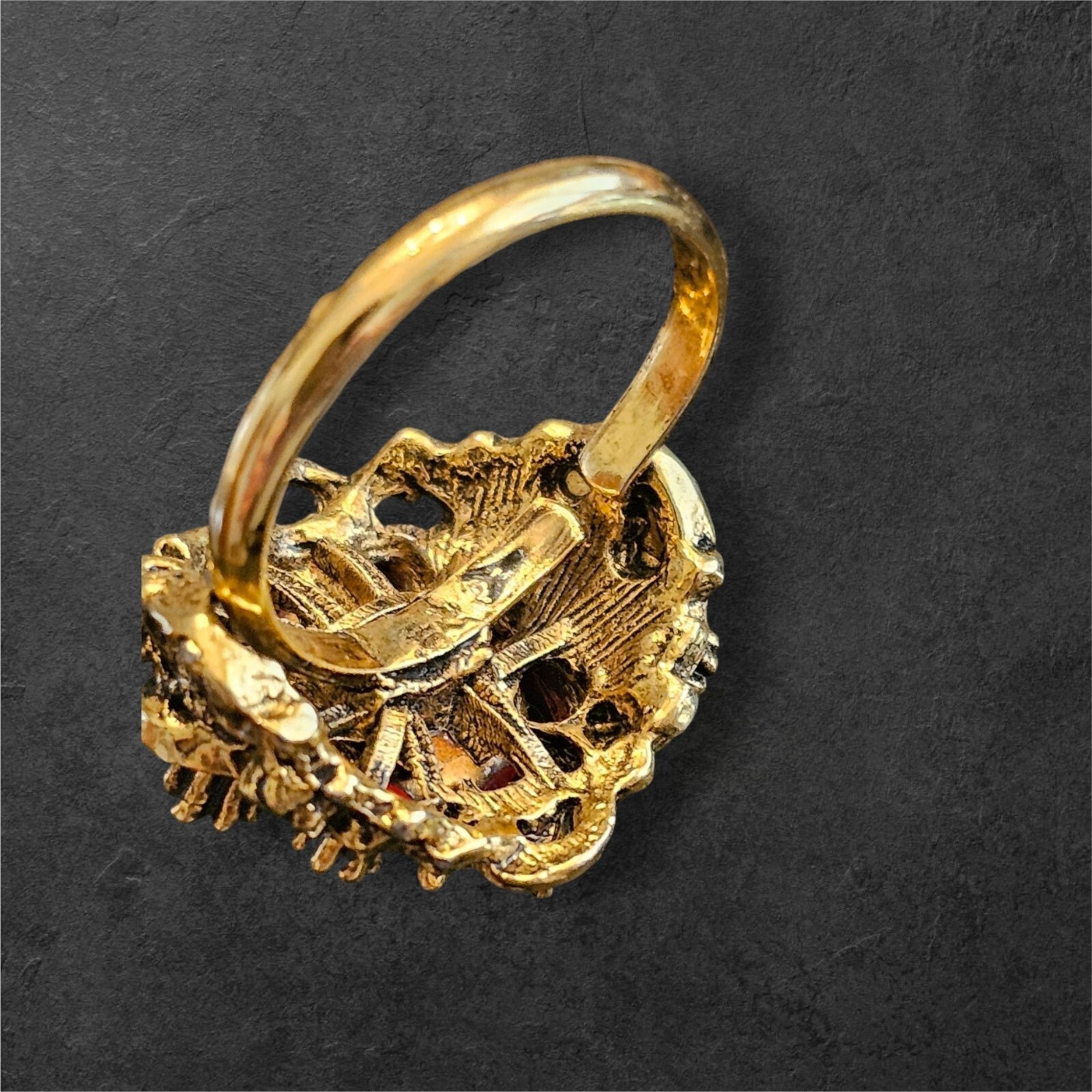 Vintage Gold Tone Adjustable Ring - Ruby Red Ston… - image 9