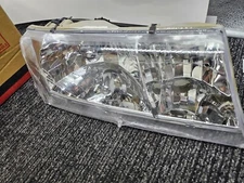 Eagle Eyes FR253-B001R Right Headlight Assembly For 98-02 Mercury Grand Marquis