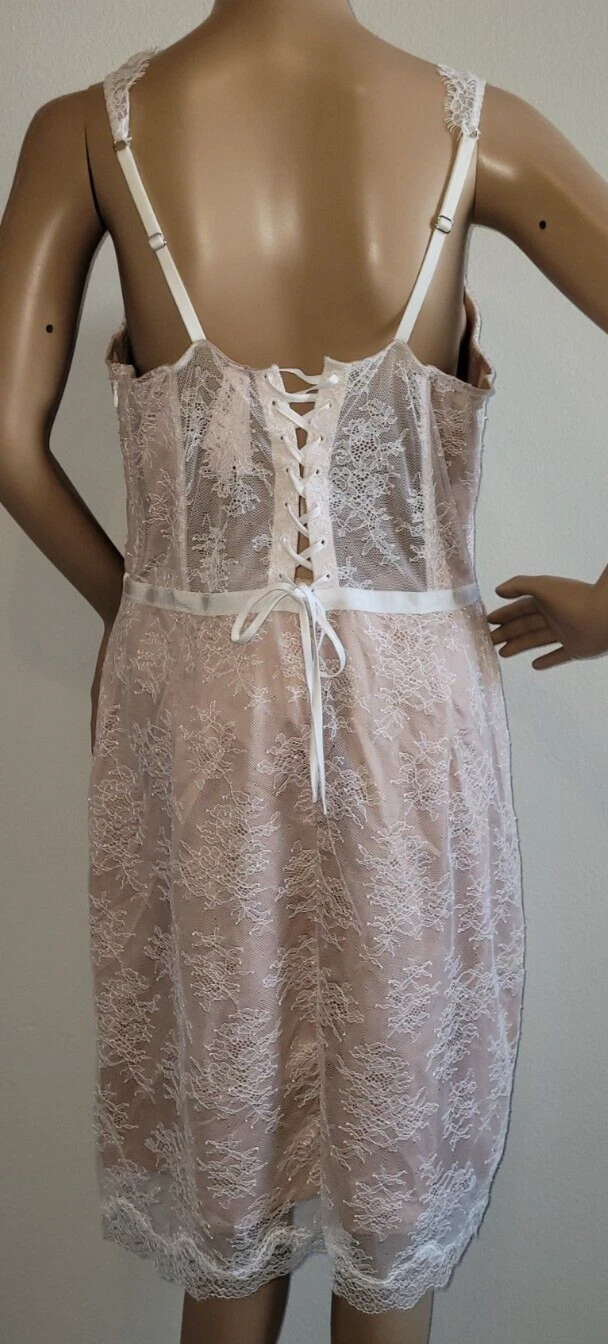 UNDERCOVER Abito Victoria Secret nuovo con etichette XL nudo pizzo corsetto schiena ciglia chemise slip