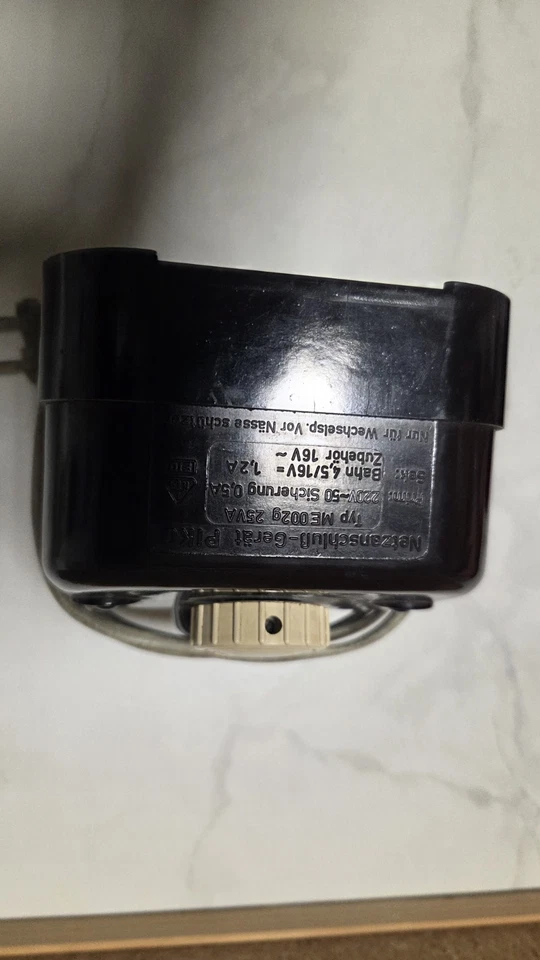 DDR Piko Modellbahntrafo ME 002 G, ME002G, Trafo Modelleisenbahn - Bild 2 von 4