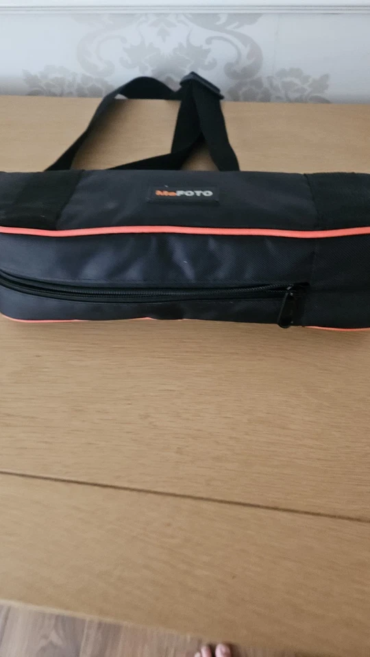 MeFOTO Aluminum Backpacker Travel Tripod - Image 3 of 3