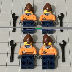 LEGO CITY: Cargo Terminal (60169) Lot Of 4 Minifigures E7 14