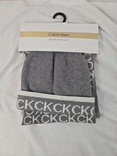 Calvin Klein Unusex Gray/White 2 piece Hat and Scarf Set NWT