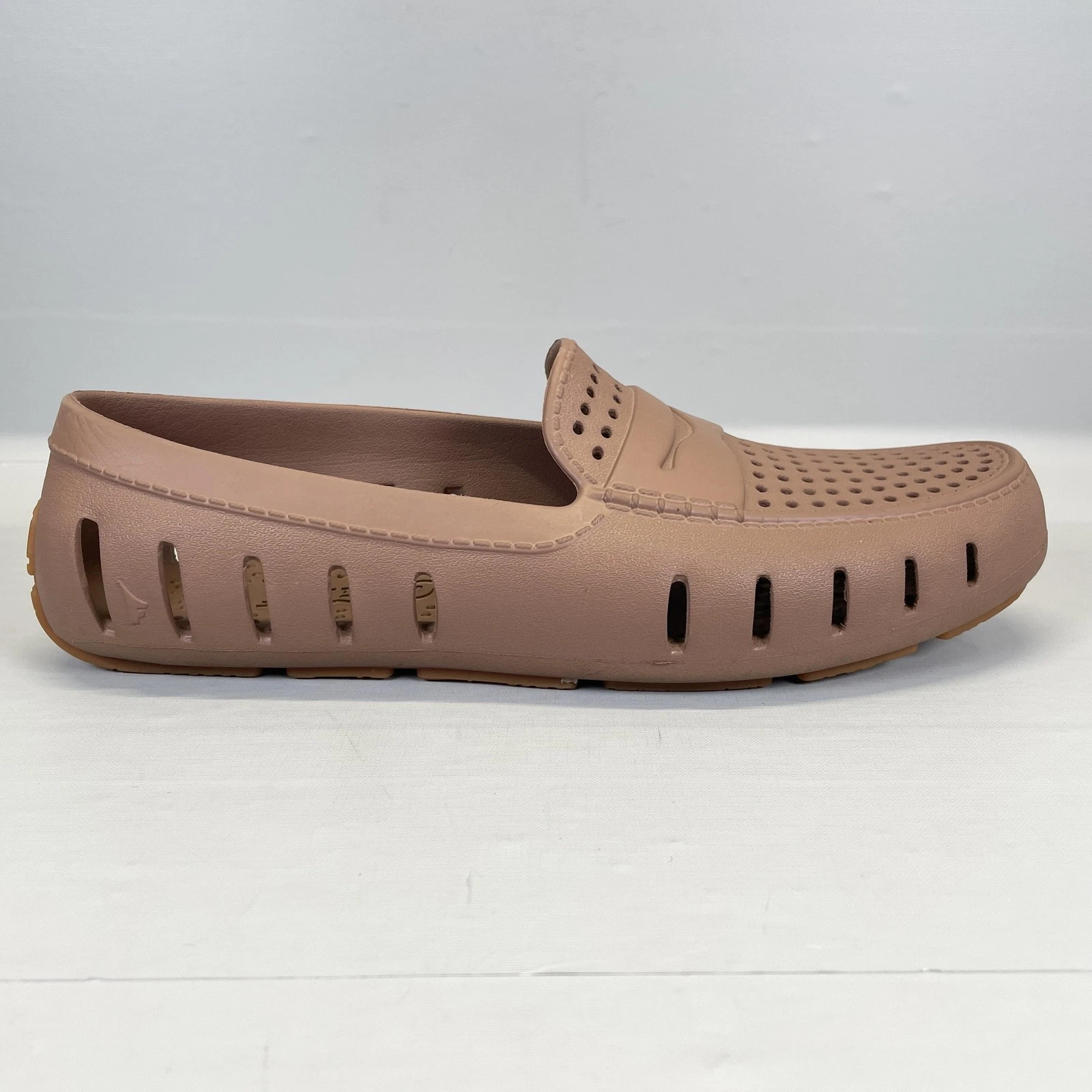 Floafers Shoes Mens Size 11 Tan Brown EVA Water Loafers Slip On Perforated
