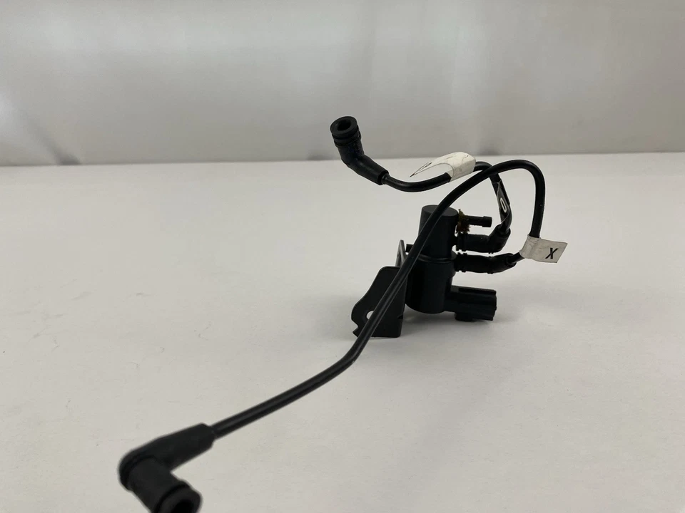 By PASSENGER Valve SOLENOID VALVE With Hoses 12590392  Fits 2006-09 XLR, STS-V - Image 4 of 4