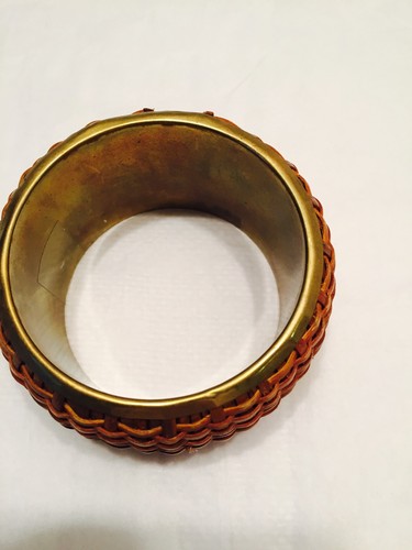 Vintage 1960er Jahre geflochtenes Korbgeflecht auf Messing Armreif Armband 1 7/8" breit 2 1/2" Durchmesser Int - Bild 5 von 7