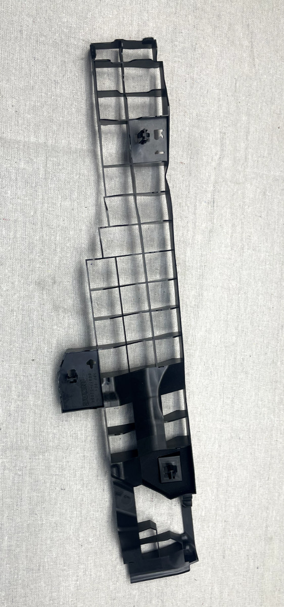 10-15 Lexus IS250C IS350C ISC FRONT RIGHT SIDE RAIL SPACER OEM 66413-53050