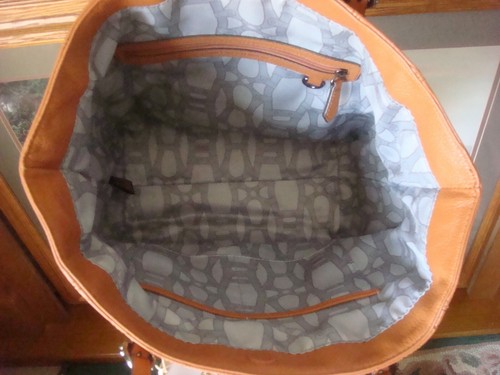 NUOVA CON ETICHETTE ~ TOTE AIMEE KESTENBERG MEDINA ~ PELLE MARRONE CHIARO MORBIDA CIOTTOLATA TRAPUNTATA DAVANTI ~ $ 228 - Foto 10 di 12