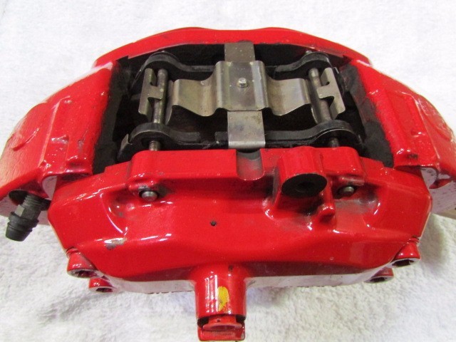 Maserati Granturismo, RH, Right Front Brake Caliper, Red, P/N 82336905, Used