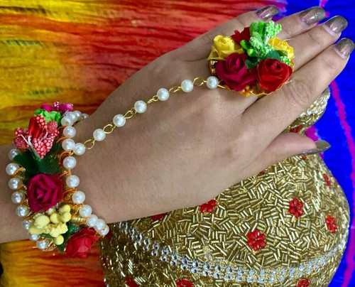 Bridal Flower Gajra Indian Pakistani wedding Jewellery Mehndi Sangeet Gana - Picture 4 of 11