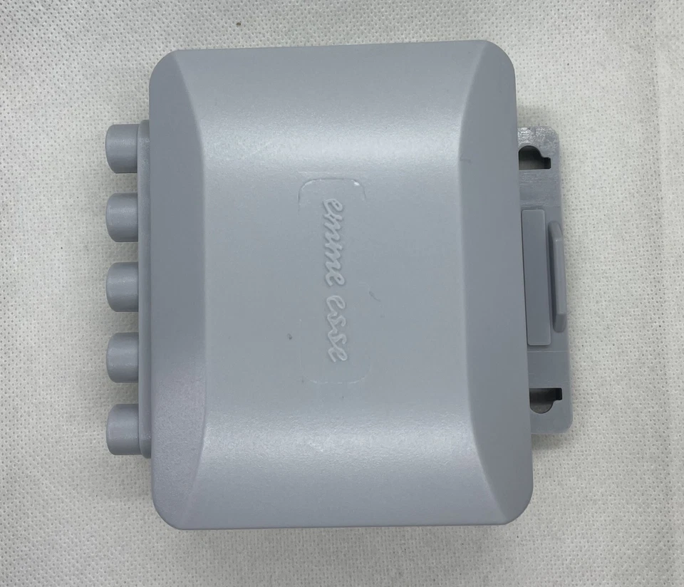 Accoppiatore antenna 4 ingressi UHF da palo canali 21 - 48 emme esse - Immagine 2 di 4