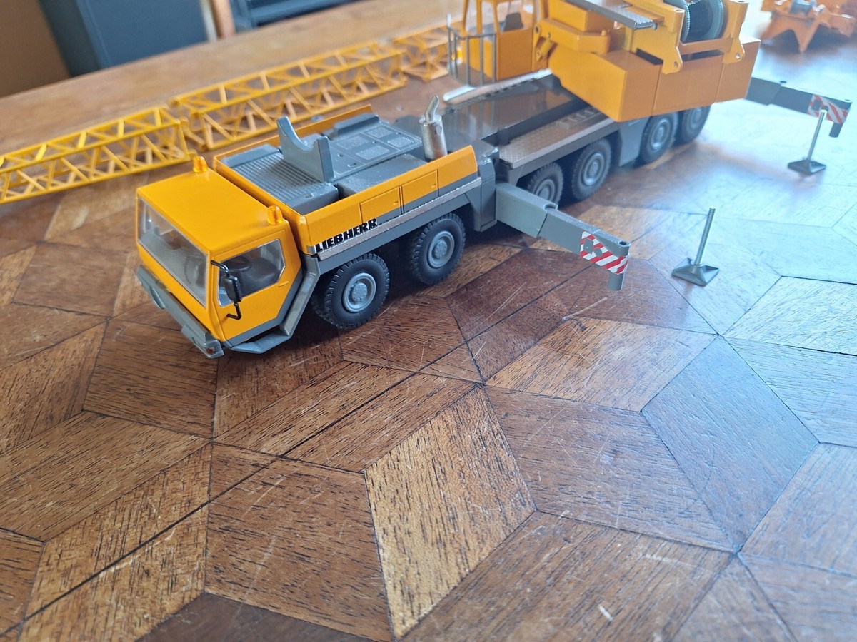 LIEBHERR LTM1300/1 CONRAD　1/50 Conrad 2097 Liebherr LTM 1300/1 Mobile Crane German 1:50