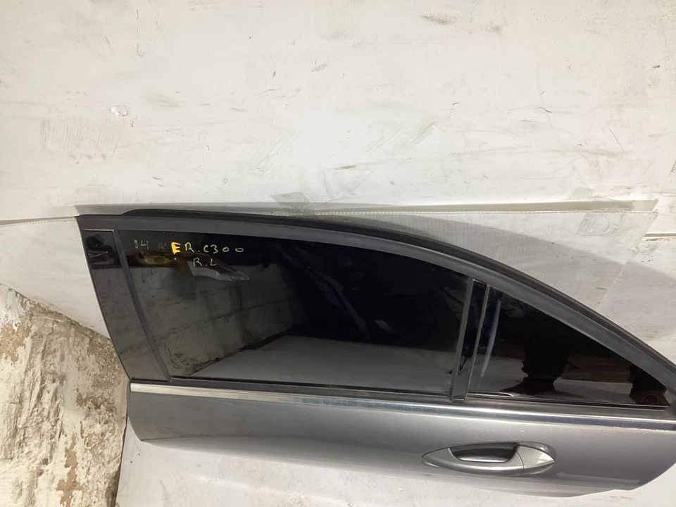 2008-2014 Mercedes Benz C250 C300 Rear LEFT DRIVER Side Door Assembly OEM . — 第 3/4 张图片