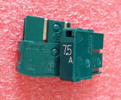 10 Fusibles Originaux Daito MP75 7.5A 125V Pour Alarmes FANUC - Neuf En Lot