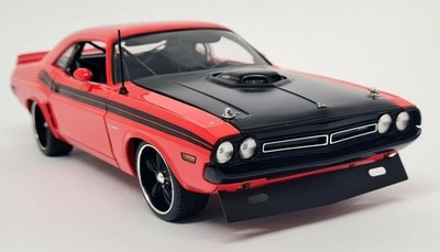 ACME 1/18 - Dodge Hemi Challenger R/T Fireball Streetfighter Diecast Modellauto