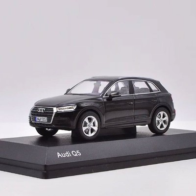 1:43 Q5 SUV Black Diecast Alloy Car Model Simulation Off-Road Collectible