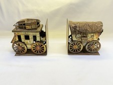 Vtg Wells Fargo Stagecoach Covered Wagon Flamed Brass Bronze Book Ends