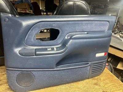 CHEVY GMC SILVERADO C/K TAHOE YUKON PASSENGER RIGHT BLUE RH DOOR PANEL 95-99