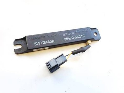 Hyundai ix35 2011 Antenna Module Unit 954203k210, 95420-3k210 5wy2 #2827029-09