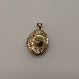 9ct Gold & 1x Diamond Hallmarked Floral Scroll Locket Pendant 2.5cm1.8g CV#639