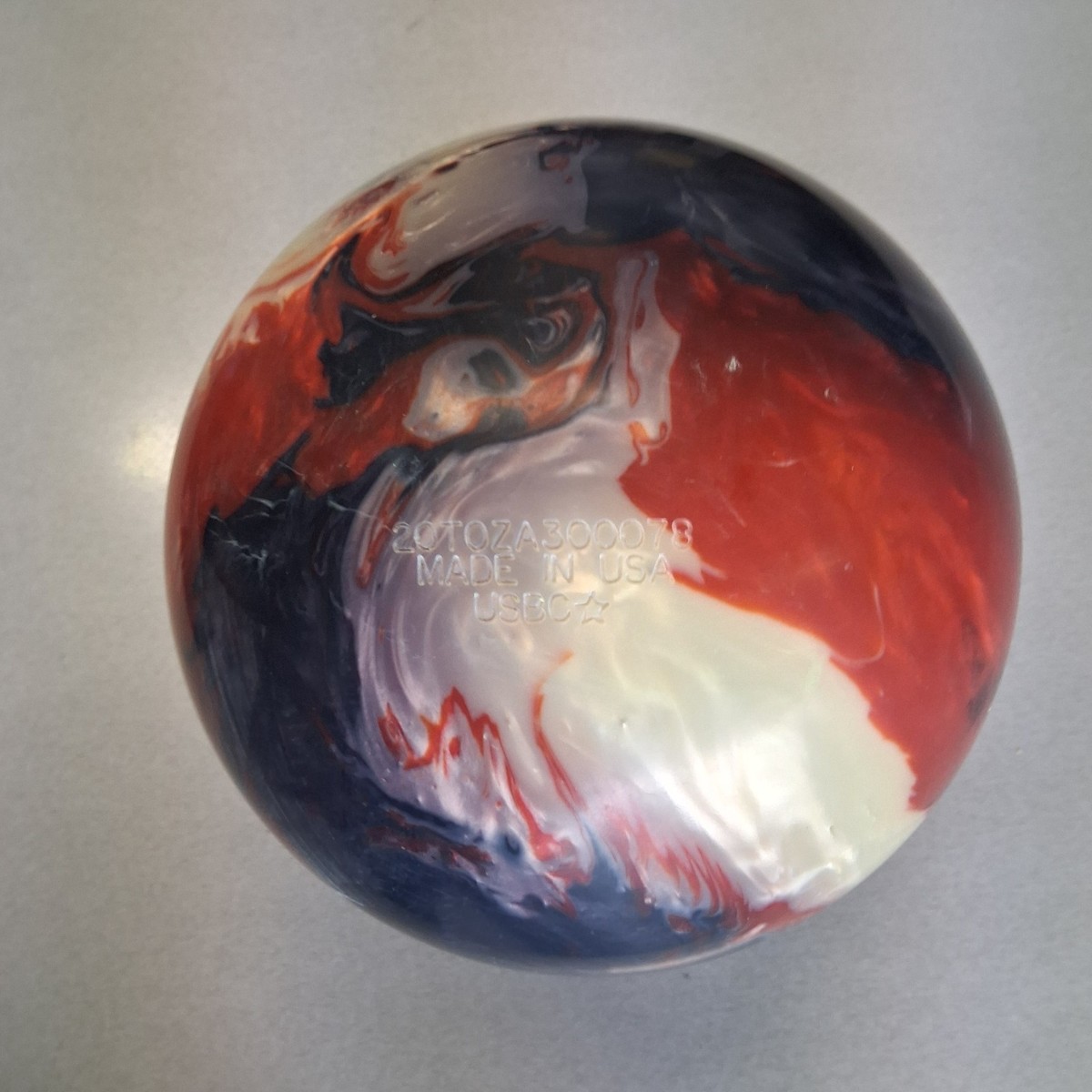Storm Omega Crux bowling ball 15 LB. 1ST QUALITY NEW UNDRILLED IN