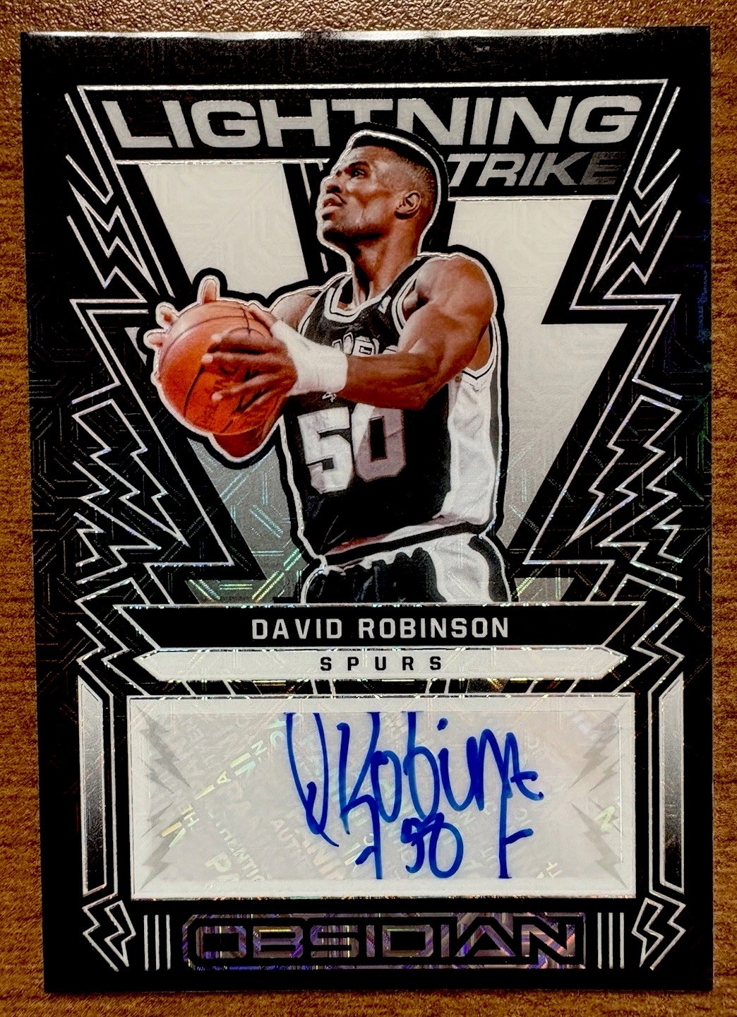 2021-22 Panini Prizm David Robinson Obsidian Lightening Strike Auto 1/1 Spurs SP view 1