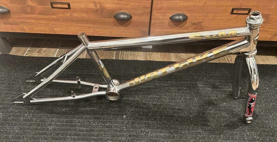 Редкие наклейки 1991-1992 Chrome S&M Dirtbike Frame And Ditchfork Lowrider - Изображение 2 из 4