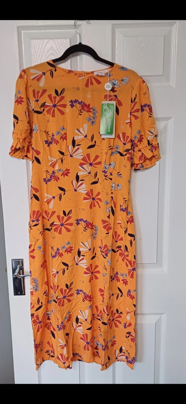 Picture 3 of 12