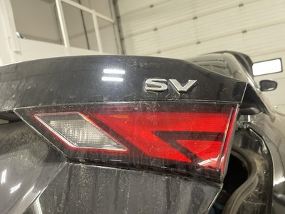 Used Right Tail Light Assembly fits: 2021 Nissan Sentra decklid mounted Right Gr