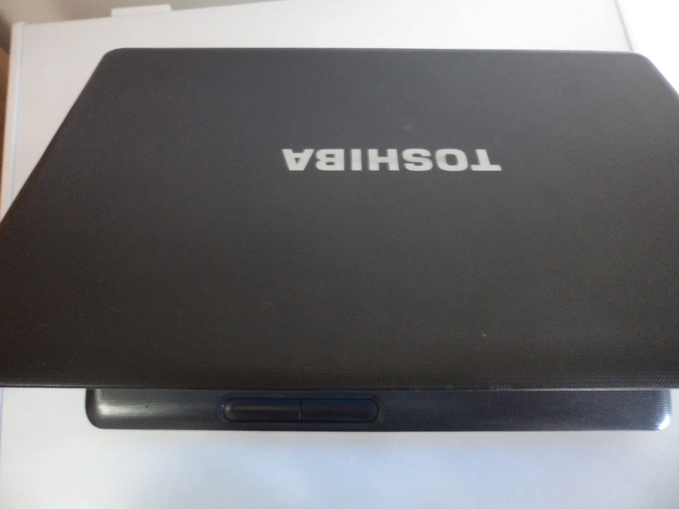 NOTEBOOK TOSHIBA SATELLITE C660 - Immagine 4 di 4