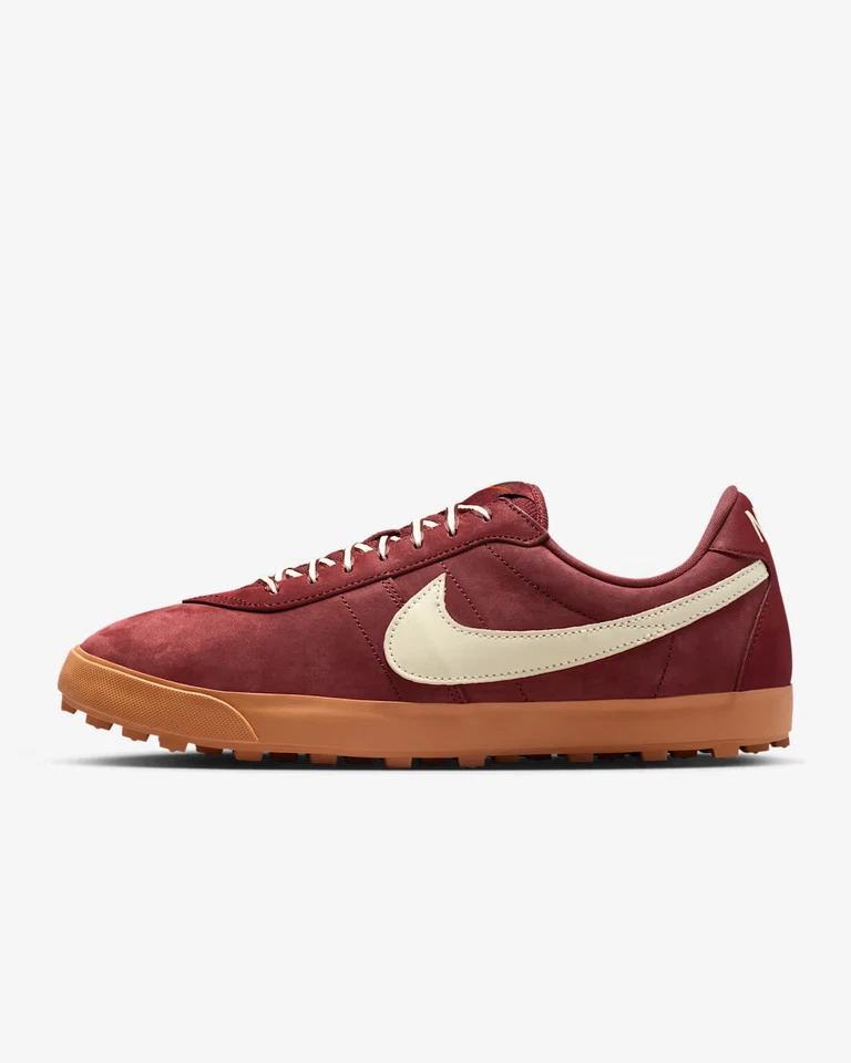IH2341-600 Nike Astrograbber Dark Team Red Coconut Milk (para hombre) - Imagen 2 de 4